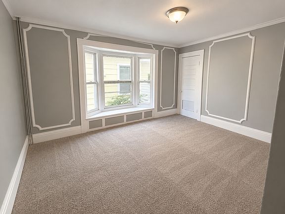4th image of 116 Earl St #1