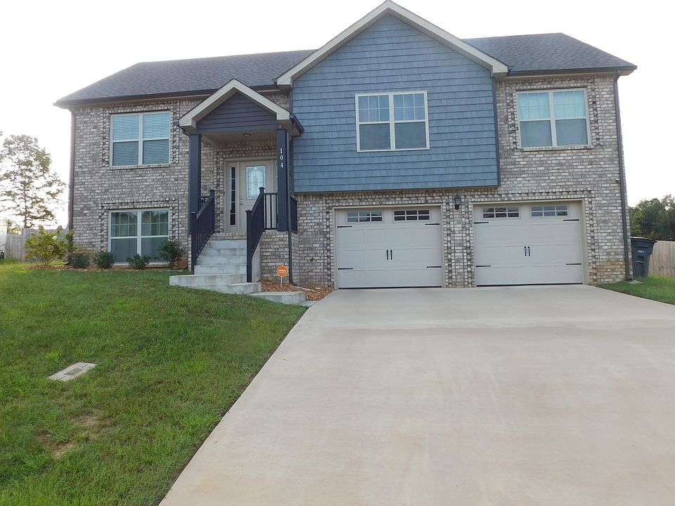 1st image of 104 Sophie Ann Ct