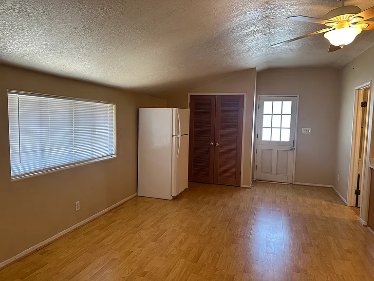 12671 Shasta Way — Photo 4