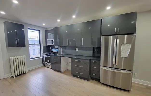 Rented by Corcoran | media 6