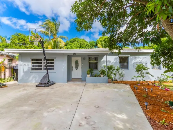 951 NE 157th Ter, North Miami Beach, FL 33162