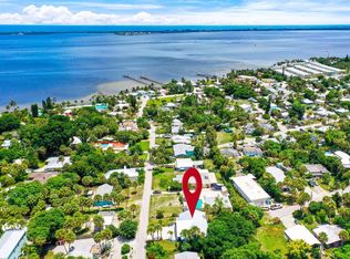 2132 Pelican Ter, Jensen Beach, FL 34957