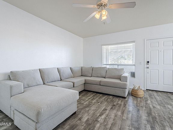4th image of 1825 W RAY Road #2074