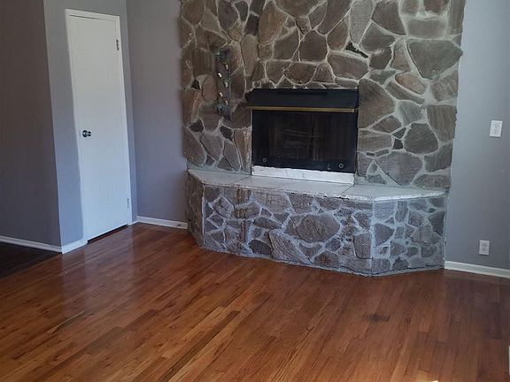 4th image of 7509 Edward Ave