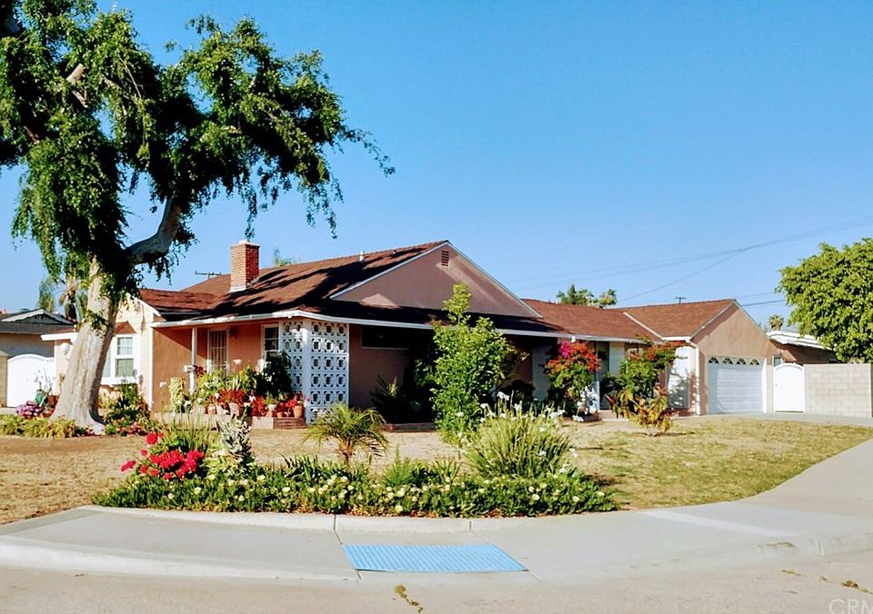 1st image of 214 S Mockingbird Ln