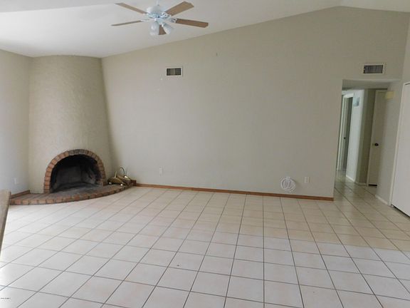 3rd image of 5228 W Vogel Ave