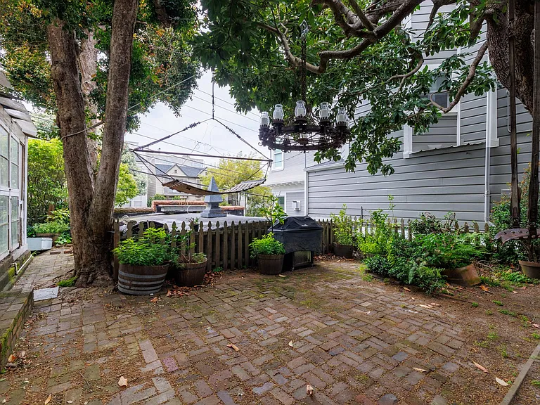 2398 Broadway St — Photo 88
