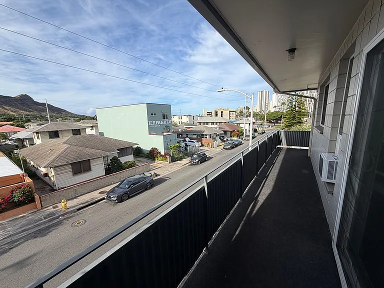 3140 Castle St — Photo 11
