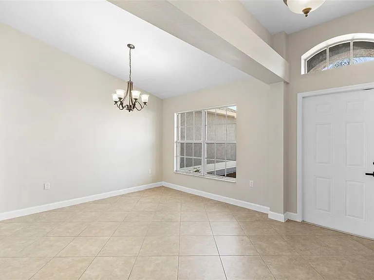 1227 Tivoli Dr — Photo 7