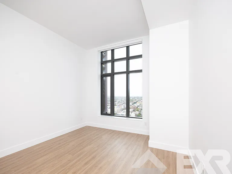 2230 Cropsey Ave #2903 — Photo 9