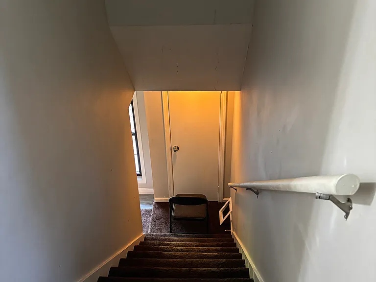 1386 Williamsburg Ln — Photo 16