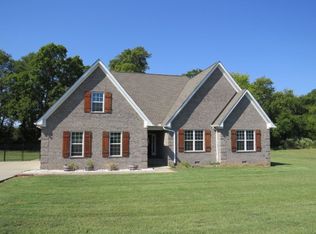 135 Stonecreek Dr, Pulaski, TN 38478
