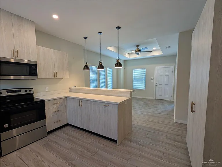 1320 N McColl Rd #1 — Photo 4