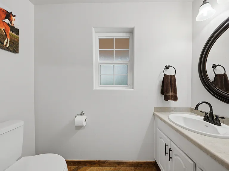 2635 N Meyer Rd — Photo 34