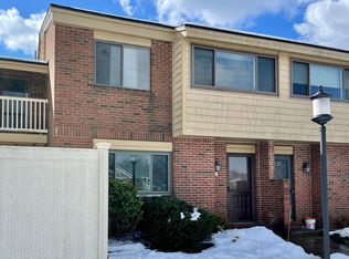 43 Cottonwood Dr, Stoughton, MA 02072
