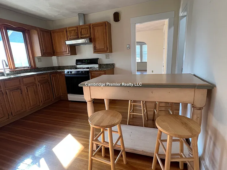 382 Beale St #2 — Photo 18