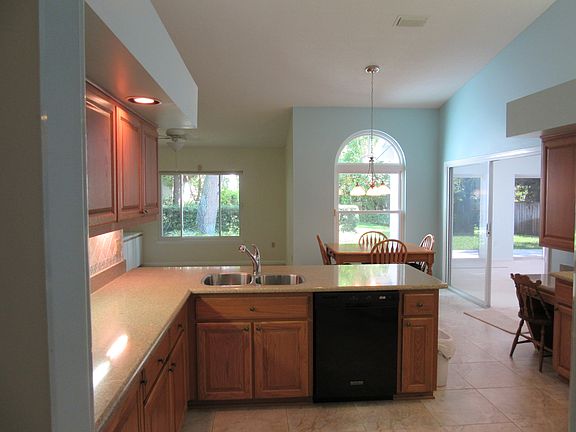 4th image of 103 Peppertree Ct