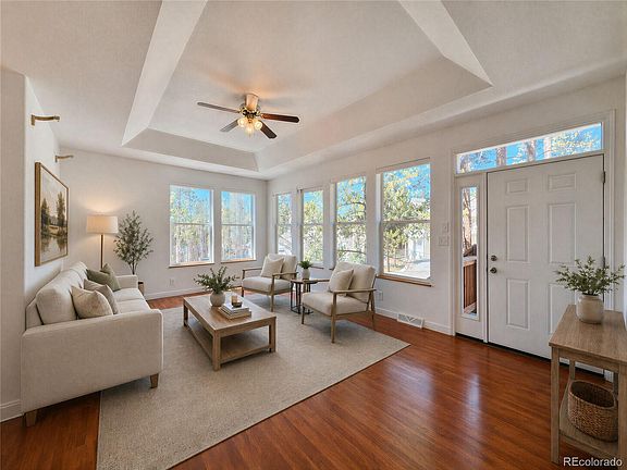 3rd image of 82 Adelaide Court