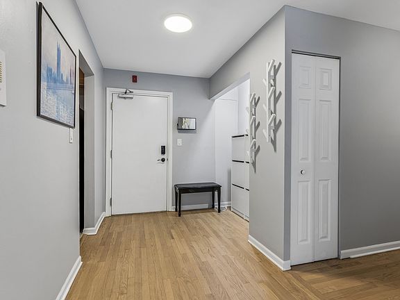 4th image of 445 Sherman Ave APT 302
