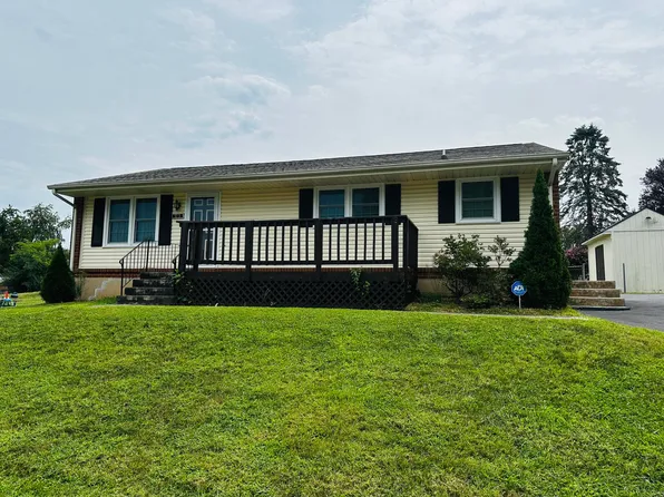 123 Hillview Dr, Roanoke, VA 24019