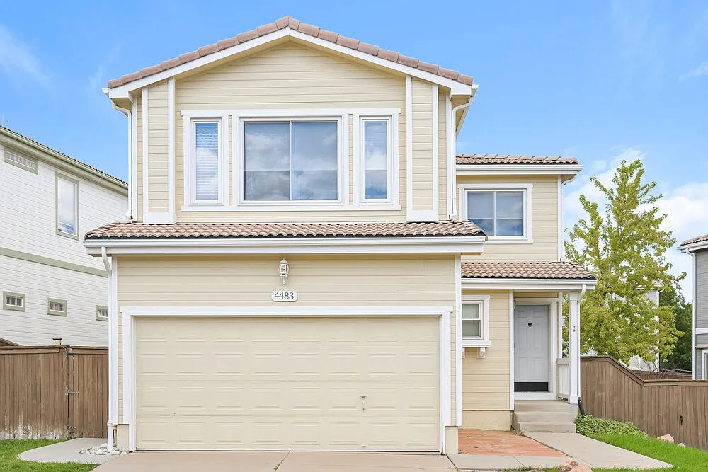 3 bed, 2.5 bath, 1536 sqft, $3,260 — Photo 1
