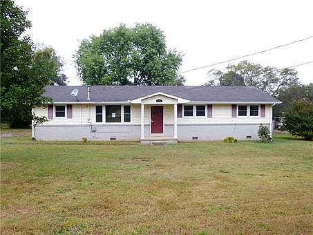 1st image of 216 Woodland Dr