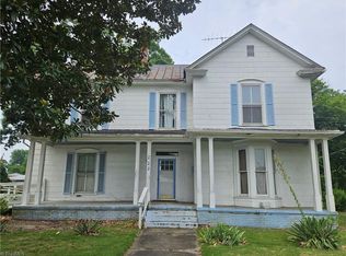 223 Lawsonville Ave, Reidsville, NC 27320