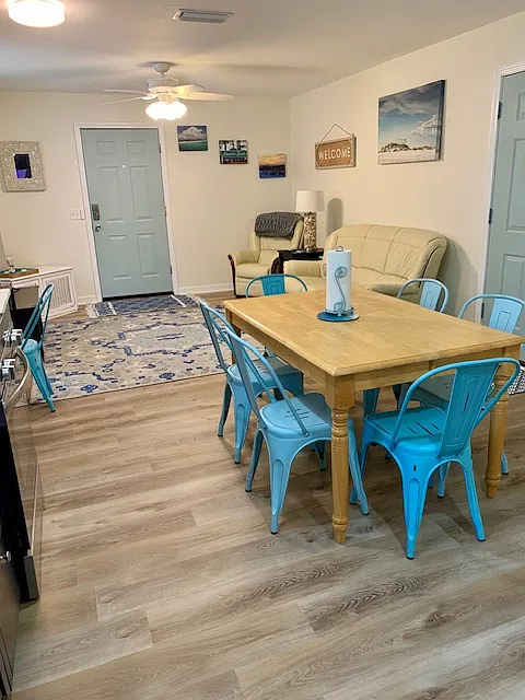 2 bed, 1.5 bath, 1284 sqft, $2,000 — Photo 3