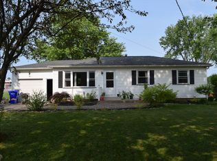 413 N Greece Rd, Hilton, NY 14468