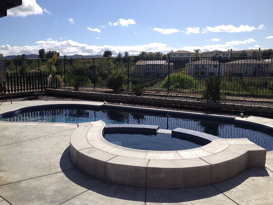 1st image of 40527 Carly Ct