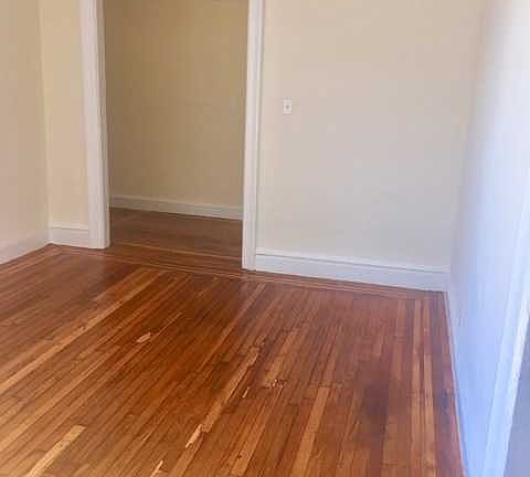 2nd image of 1475 Taylor Ave APT 20
