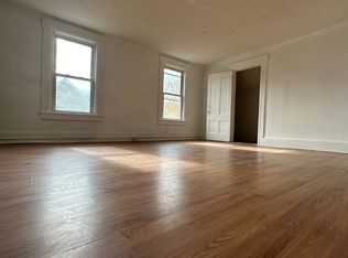 278 Auburn St FLOOR 3, Manchester, NH 03103