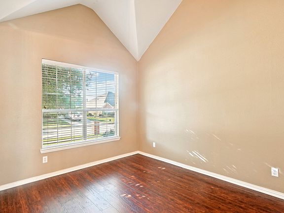 5th image of 2929 Aurora Mist Dr