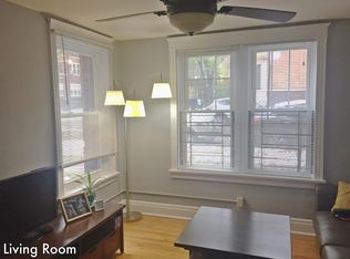 1301 W Cornelia Ave, Chicago, IL 60657
