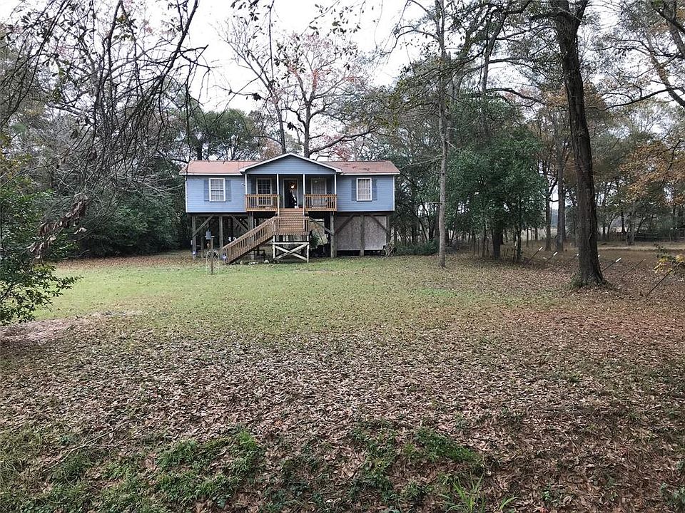 1st image of 11827 N Lakewood Dr