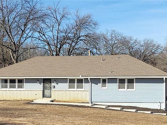 2nd image of 1208 E Red Bridge Rd