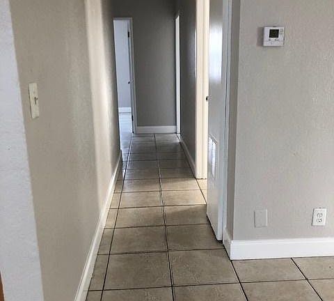 5th image of 1619 NW 12th Ct