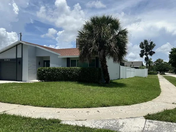3261 SW 4th St, Deerfield Beach, FL 33442