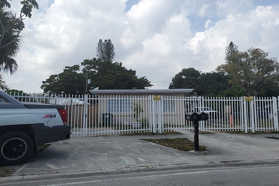 1st image of 677 Curtiss Dr #675