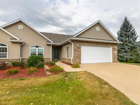 615 Woodland Rdg, Dubuque, IA 52003