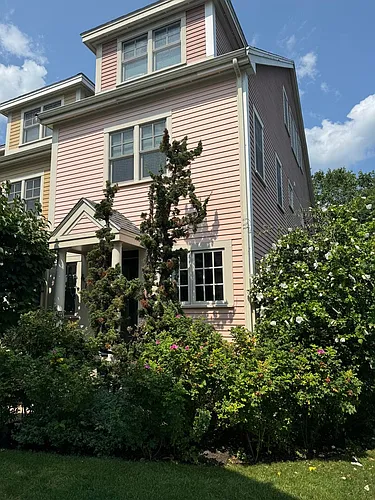 47 Intrepid Cir Photo 1