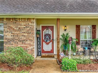 606 Treeline Dr, Brandon, MS 39042