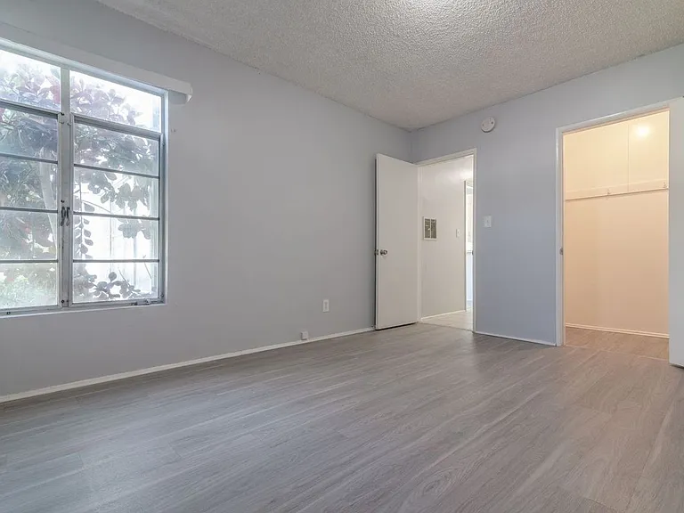 3862 S Potomac Ave — Photo 14