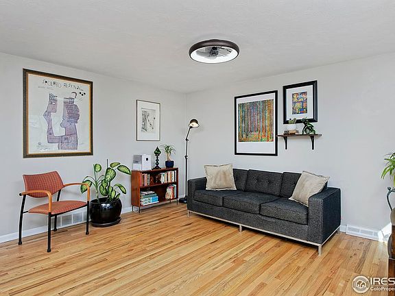 5th image of 6487 Eaton St