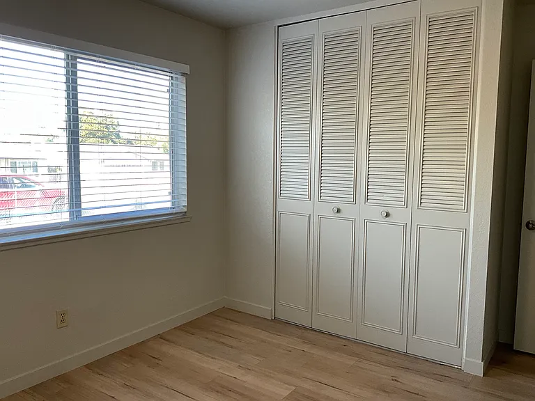 7326 Salazar Dr — Photo 13