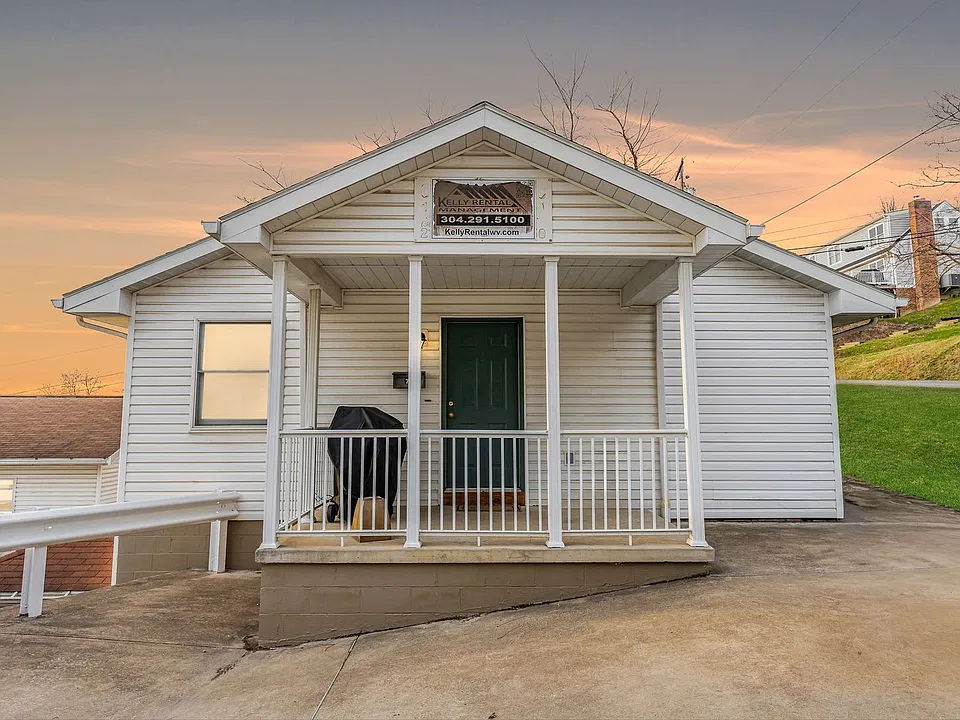 415 Sharon Ave