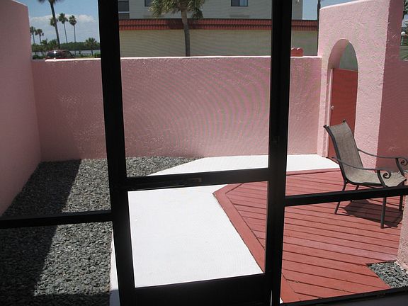 Back Courtyard with river views over wall