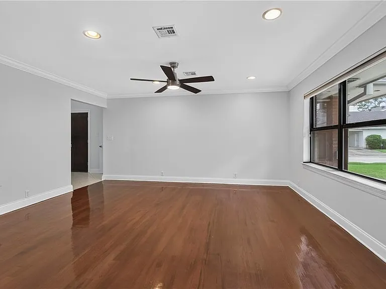5566 Jacquelyn Ct — Photo 6