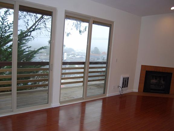 4th image of 306 Philip Dr