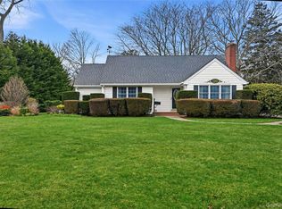 110 Macon Ave, Sayville, NY 11782